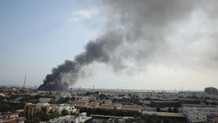 إشادة يمنية بمخرجات اجتماع الرياض وتحذير من التصعيد الإيراني