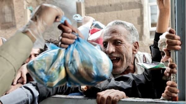 تقرير دولي: توقف الأجور يفاقم الفقر ويقوض فرص السلام في اليمن