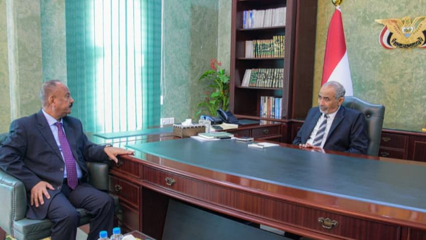 الصبيحي يوجه برفع جاهزية الموانئ وتطوير أداء قطاع النقل