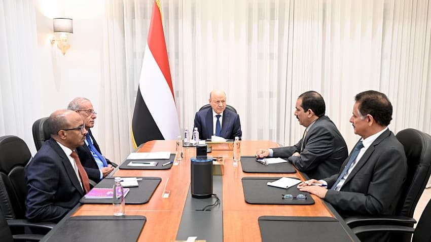 الحكومة تناقش تداعيات اغتيال وسام قائد وتبحث حلول الكهرباء والإيرادات