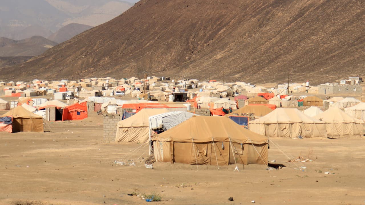 تقرير دولي: ملايين اليمنيين مهددون مع استمرار تراجع التمويل الإنساني