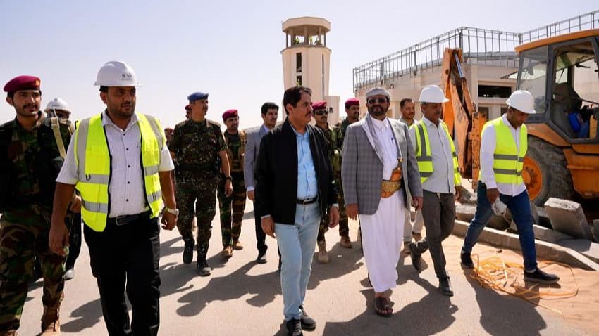 العرادة يوجه باستكمال الأعمال في مشروع مطار مأرب الدولي