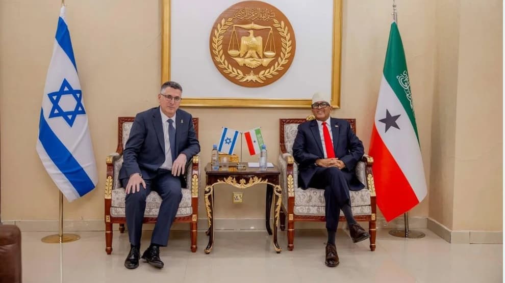 الحوثي يهاجم السعودية ويهدد باستهداف أي تمركز إسرائيلي في أرض الصومال