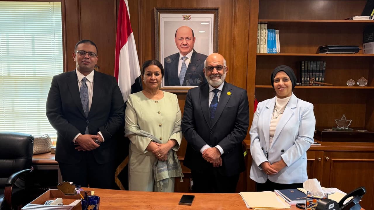 السفيرة رجاء تبحث مع البنك الدولي وصندوق النقد إمكانية التدخل التنموي في اليمن