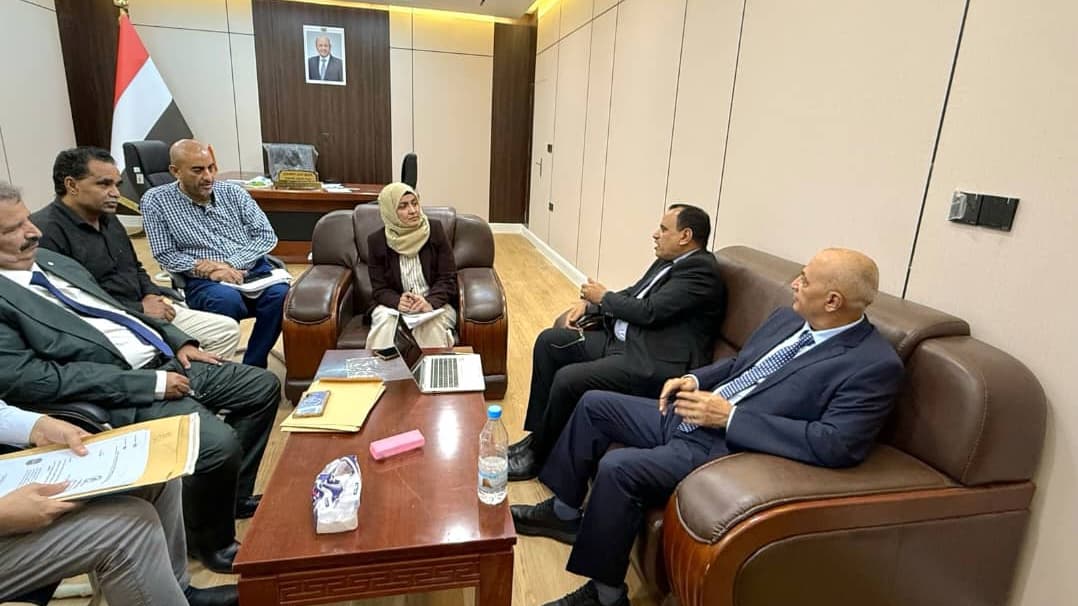 عدن: اجتماع حكومي يبحث سبل حماية أصول الدولة ومعالجة الاختلالات