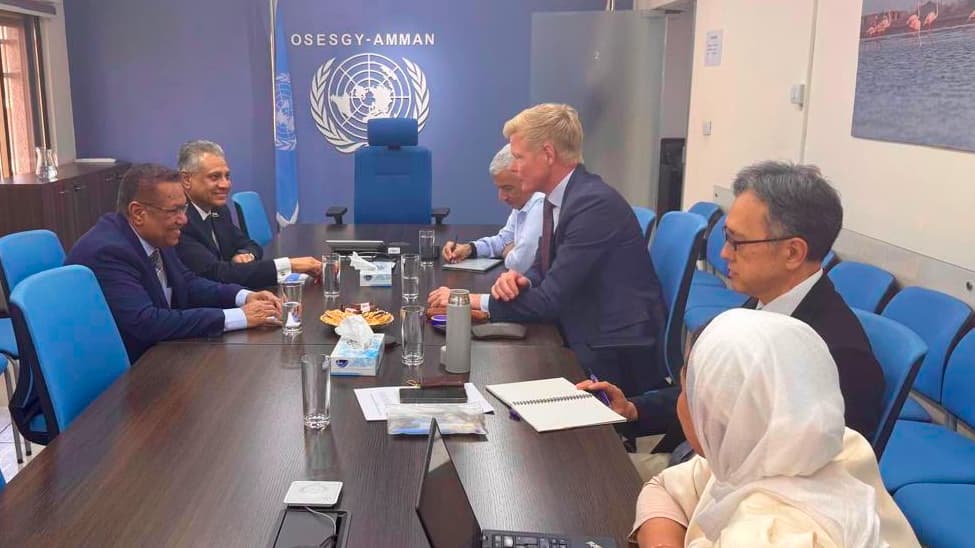 بن دغر يبحث مع غروندبرغ الخطوات الواجبة للتعامل مع تصعيد مليشيات الحوثي