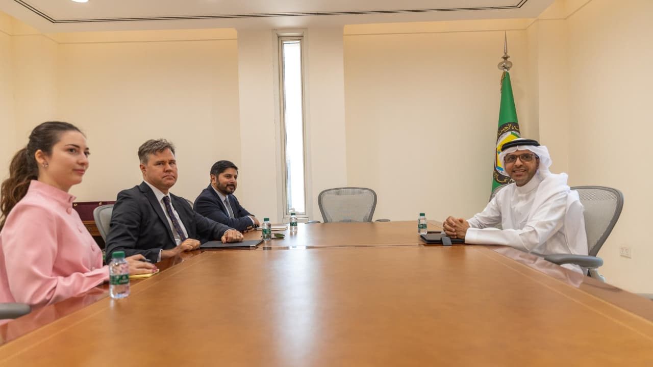 مباحثات خليجية أمريكية حول مستجدات الأوضاع في اليمن والبحر الأحمر