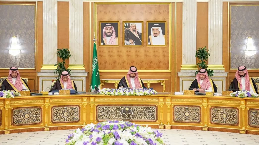 مجلس الوزراء السعودي يدين هجمات الحوثيين ويؤكد حق المملكة في الدفاع عن أراضيها