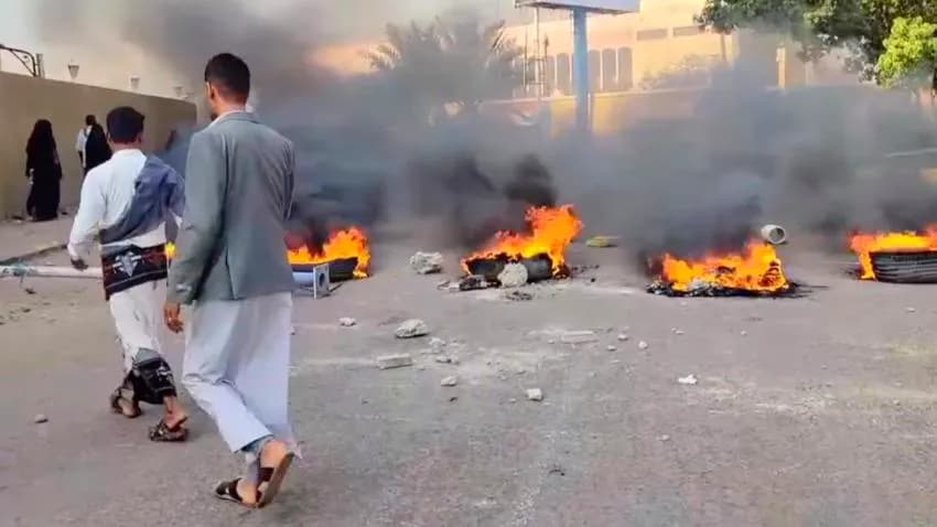 صيف مشتعل بدون كهرباء.. تصاعد الغضب الشعبي في عدن وسط تجاهل حكومي