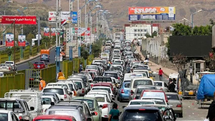 سكان المناطق الخاضعة لسيطرة الحوثيين في مرمى  أزمة الغذاء والوقود مرة أخرى