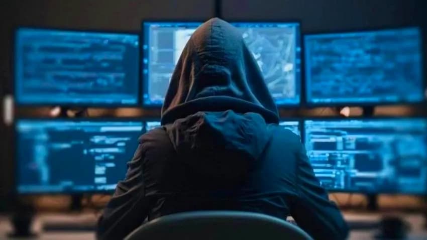 كيف تجند إسرائيل أو أمريكا جواسيس في أوساط الحوثيين؟ الأدبيات الأمنية تجيب