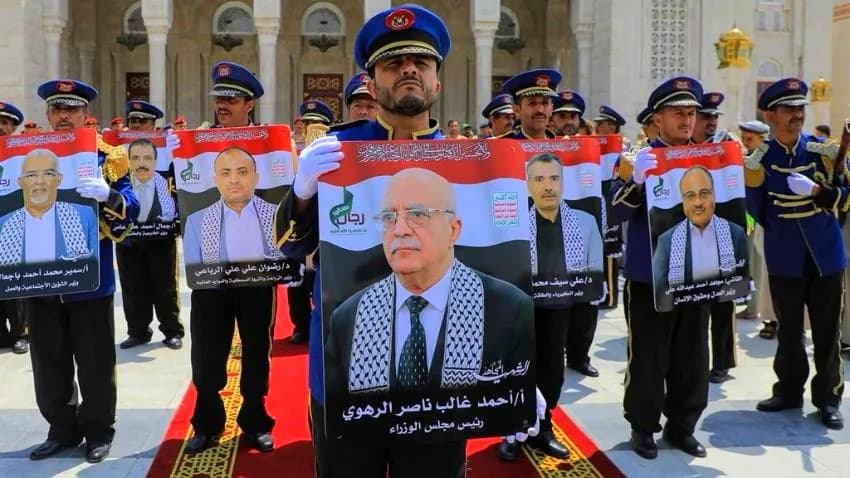 استهداف رئيس حكومة الحوثيين في صنعاء.. هل يفتح مرحلة جديدة من المواجهة مع إسرائيل؟