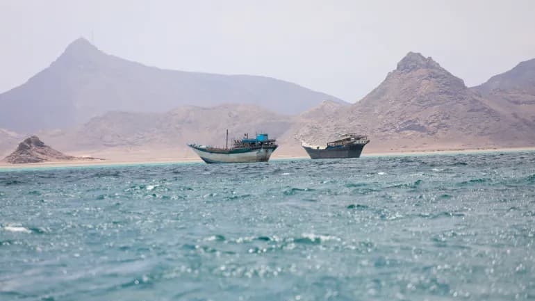 رسوم الحوثيين المحتملة.. هل يضيف باب المندب علاوة مخاطر جديدة؟