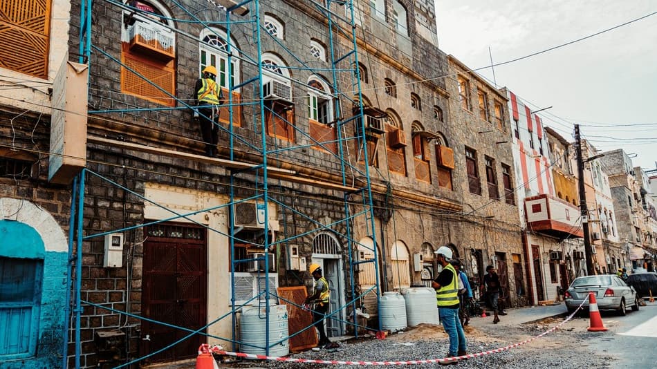 الاتحاد الأوروبي يعلن دعم مبادرات لترميم المعالم التاريخية في اليمن