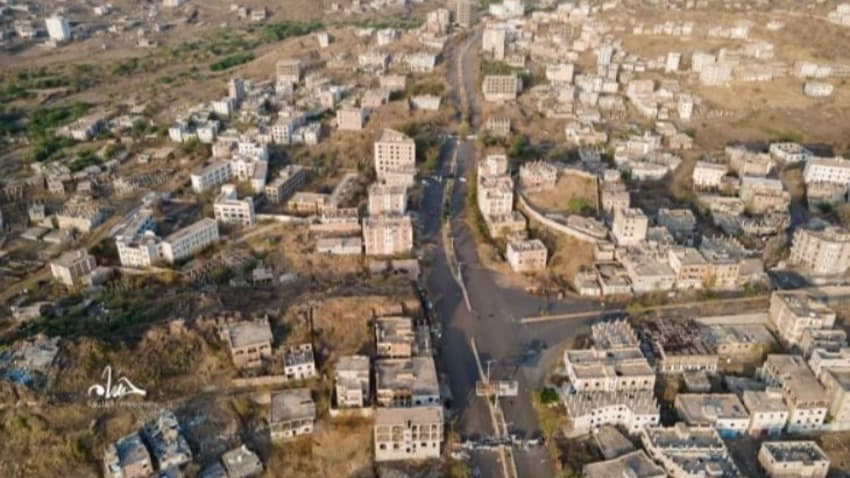 لجنة التفاوض الحكومية تتهم الحوثيين بالتهرب من فتح طرقات تعز