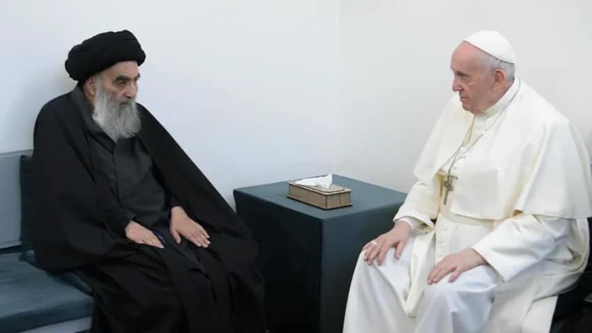 باب الفاتيكان يلتقي المرجع الشيعي علي السيستاني ضمن زيارته للعراق