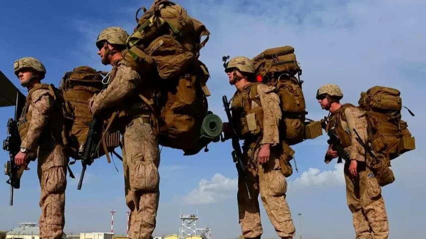 القوات الأمريكية وشمال الأطلسي تنسحب من قاعدة 'باغرام' الجوية في أفغانستان