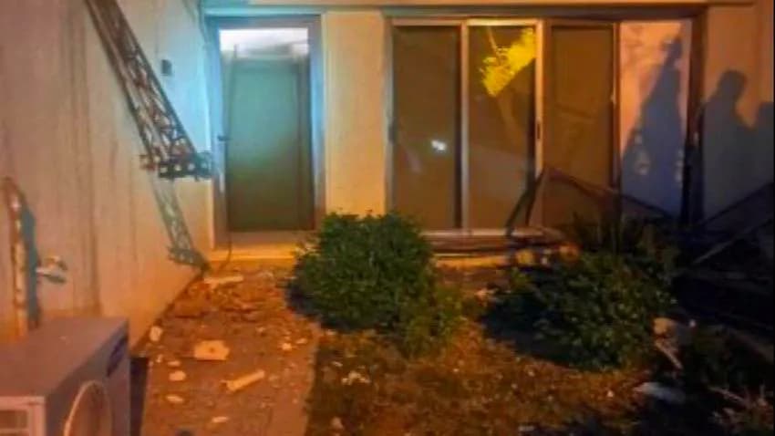 نجاة رئيس الوزراء العراقي من محاولة اغتيال بطائرة مفخخة