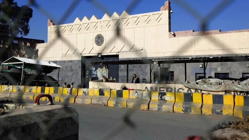 الولايات المتحدة تطالب بالإفراج الفوري عن موظفين يمنيين في سفارتها بصنعاء