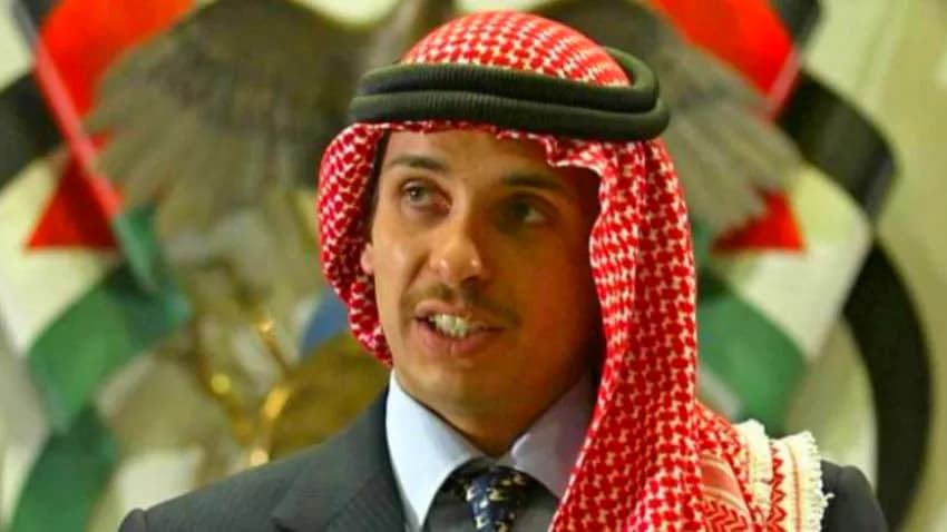 العاهل الأردني يقرر فرض "الإقامة الجبرية" على أخيه الأمير حمزة