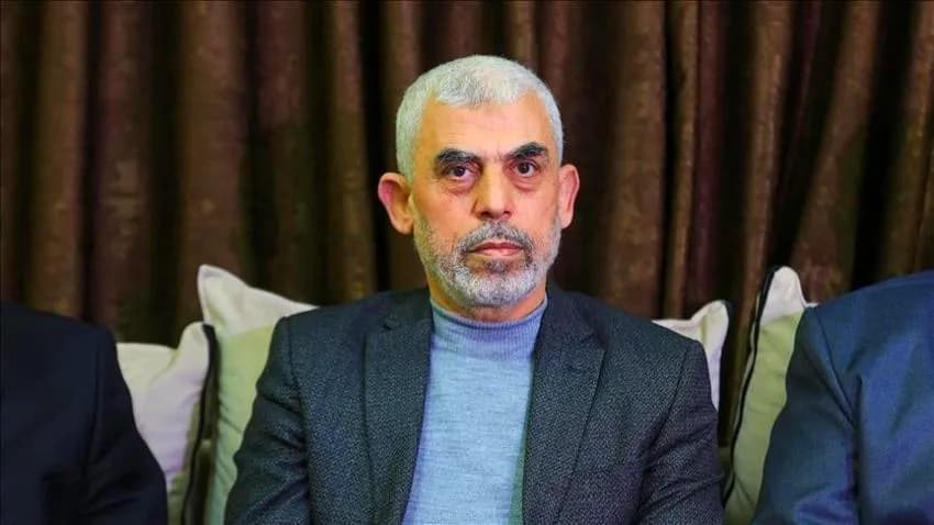 إسرائيل تنشر فيديو تزعم أنه للسنوار وعائلته في نفق بخانيونس
