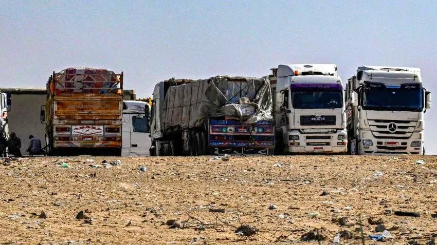 إسرائيل تعلن فتح معابر مساعدات إلى غزة