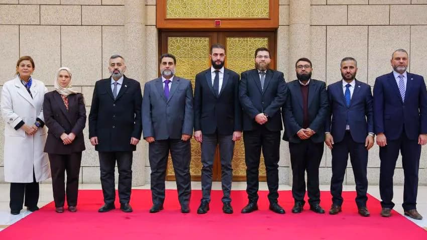 سوريا.. قرار رئاسي بتشكيل لجنة تحضيرية لمؤتمر الحوار الوطني
