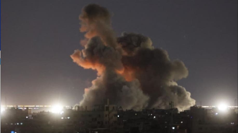 الاحتلال يعاود غاراته.. نحو 63 شهيدا بينهم 24 طفلا في غزة