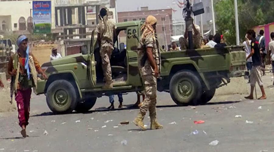 المجلس الانتقالي يعتقل واعظا دينيا بسبب خطبة مناوئة للتطبيع مع إسرائيل