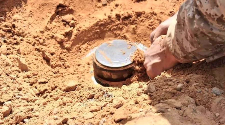 إتلاف أكثر من 900 لغم أرضي زرعتها مليشيا الحوثي شمال الجوف