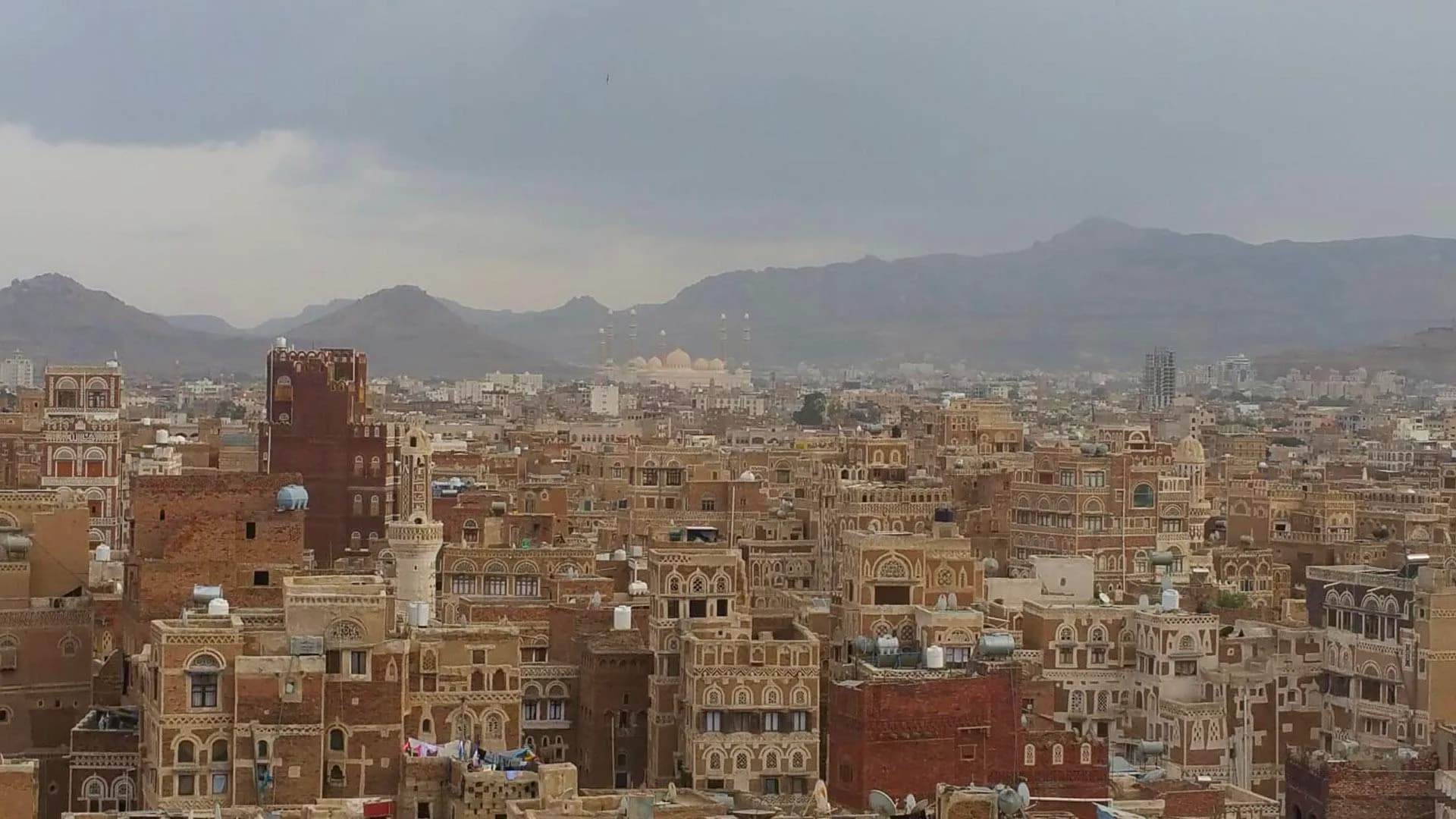 مقتل عدد من قيادات مكتب الأشغال بصنعاء القديمة على أيدي مسلحين