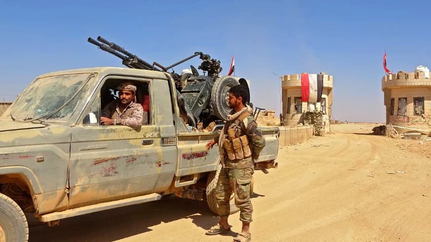 72 نائبا يحثون الشرعية على دعم الجيش في مأرب وتحريك الجبهات