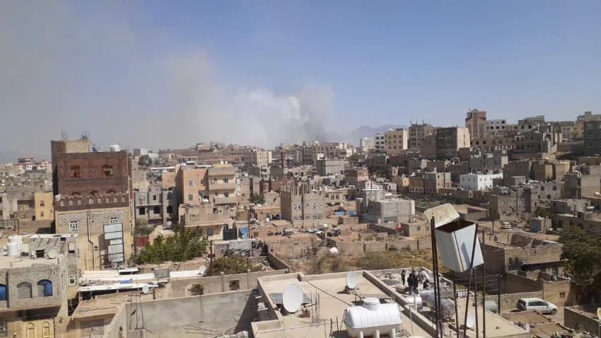 غارات جوية على صنعاء وتقدم للجيش الوطني في مأرب