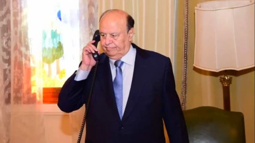 الرئيس هادي يستطلع خارطة المواجهات العسكرية في مأرب وتعز