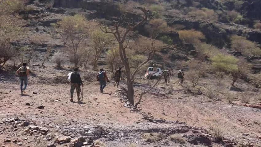 معارك عنيفة في منطقة الأحكوم بريف تعز ومعارك متواصلة في الجبهة الشرقية