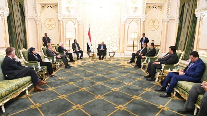 الرئيس هادي: تصعيد مليشيا الحوثي في مأرب يؤكد عدم رغبتها بالسلام