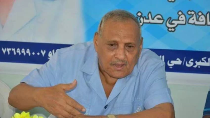 عميد المراسلين اليمنيين محمد مخشف في ذمّة الله