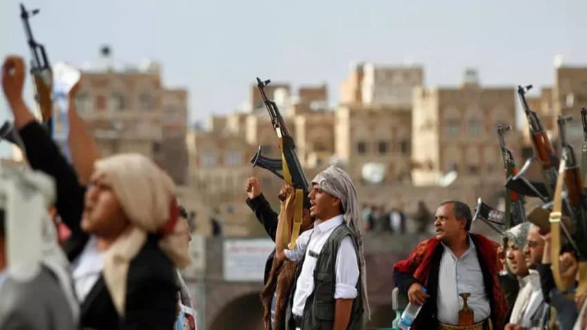 تقرير حقوقي يوثق انتهاكات مليشيا الحوثي في 12 محافظة واقعة تحت سيطرتها