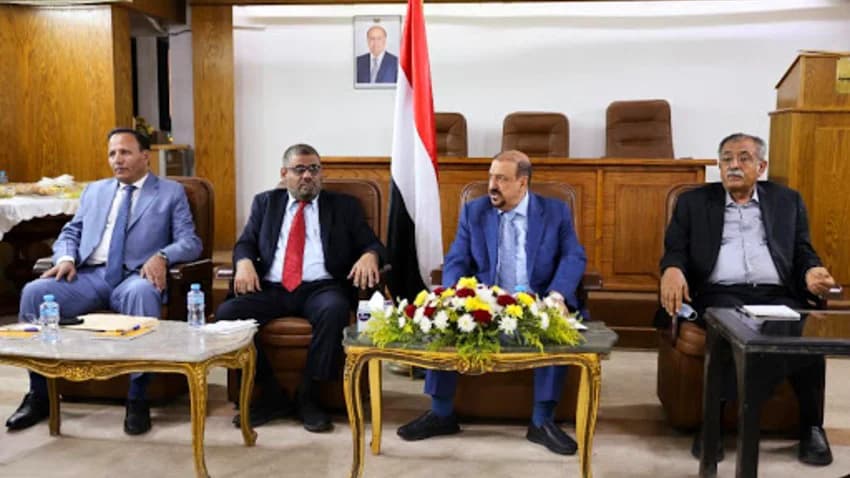 هيئة مجلس النواب: مليشيا الحوثي أحلّت موالين لها في الجهاز الإداري ضمن معايير طائفية