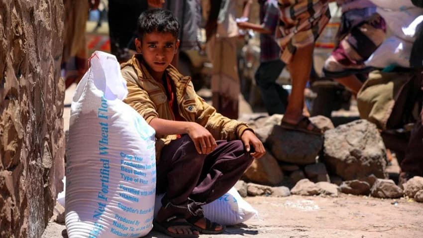 الحكومة تبحث عن بدائل للمنظمات الرافضة تقديم كشف حساباتها في اليمن
