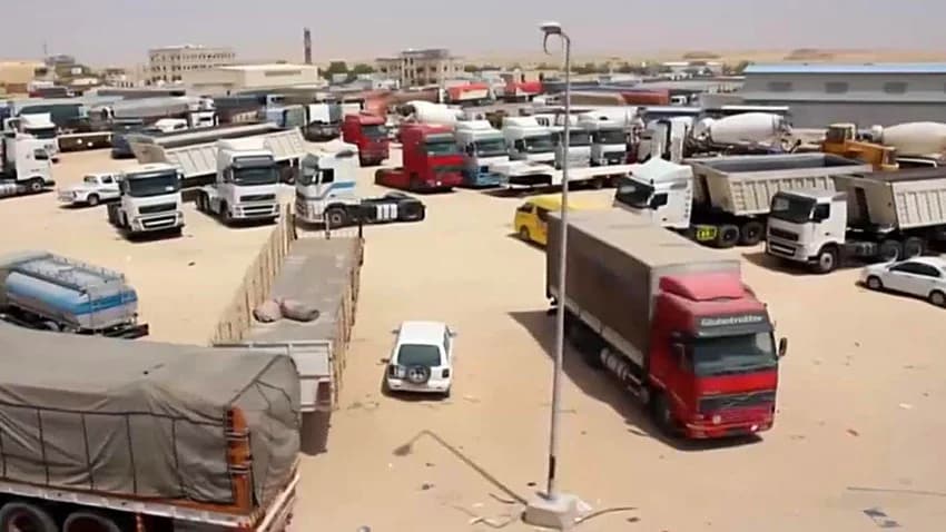 توقف تام للحركة التجارية في المنافذ البرية بعد رفع التعرف الجمركية