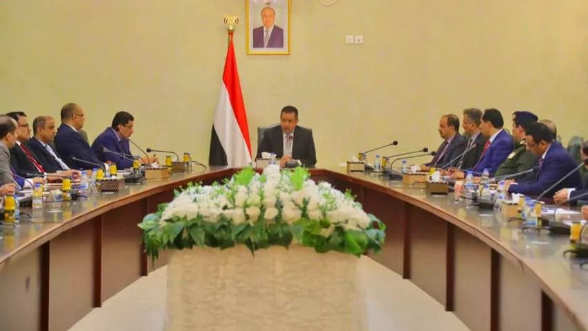 الحكومة تؤكد على ضرورة إيجاد مسار دولي لدعم الاستقرار وإنهاء المعاناة الإنسانية