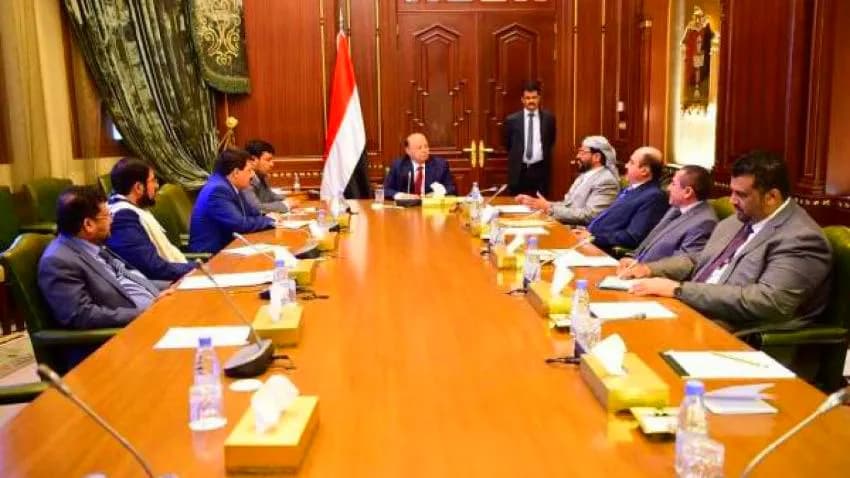 مصادر تكشف عن سبب استدعاء المحافظين إلى السعودية