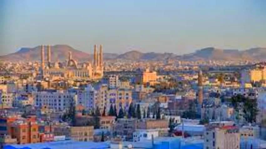انفجار صنعاء خلال الساعات الماضية.. الحوثيون يتحفظون وإعلام التحالف يعلق