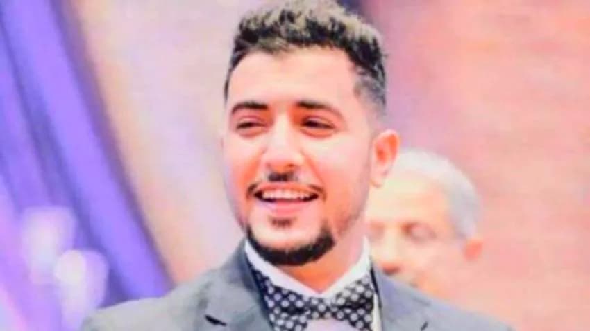 الحكومة توجه بسرعة التحقيق في حادثة مقتل الشاب السنباني وتقديم الجناة للعدالة