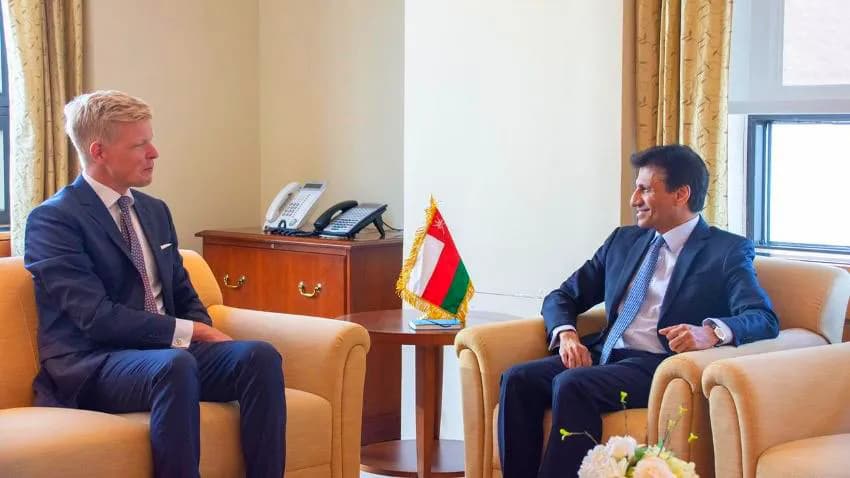 المبعوث الأممي يشيد بدعم عمان جهود إنهاء الحرب في اليمن