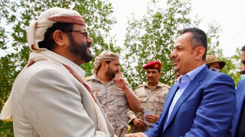 رئيس الوزراء يشيد بالجيش والسلطة المحلية في مأرب وشبوة