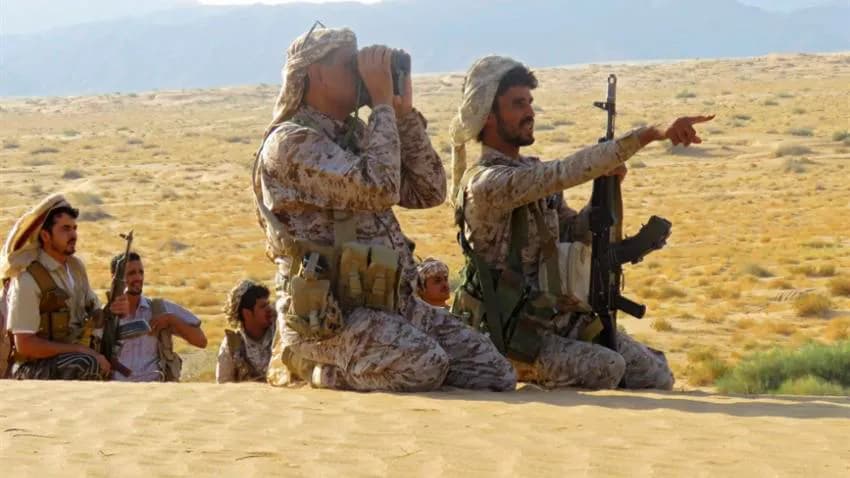 اشتداد المعارك بين مليشيا الحوثي والجيش في مديرية 'الجوبة' بمأرب