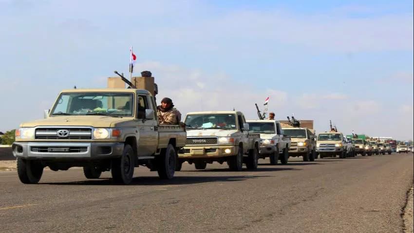 الجيش ينفي إرسال تعزيزات إلى أبين و'الإصلاح' يدين استهداف أحد قياداته في عدن