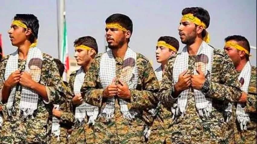 إيران تكثف دعمها لمليشيا الحوثي واشتداد المعارك في جبهة مأرب